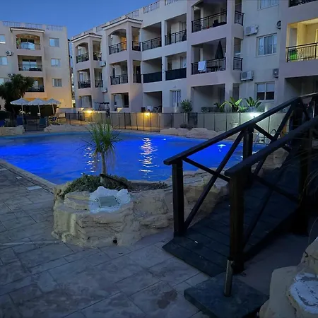 Appartement Mycyprusstay - Royal Seacrest Poolside Sunset