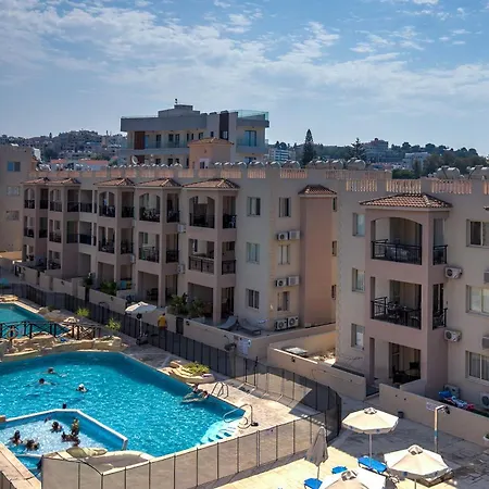 Mycyprusstay - Royal Seacrest Poolside Sunset Appartement Paphos